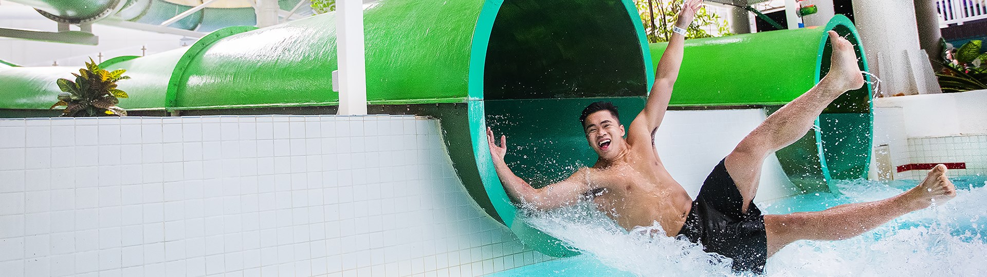 加拿大【艾德蒙頓】world waterpark,卡加利出發,下雪天也能玩水的神奇樂園!放瘋大人小孩的好所在~ 11 undefined