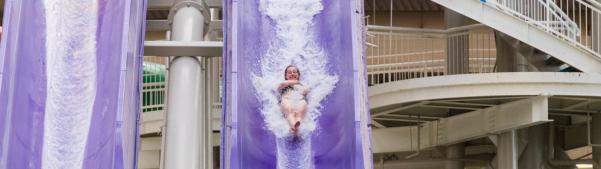 加拿大【艾德蒙頓】world waterpark,卡加利出發,下雪天也能玩水的神奇樂園!放瘋大人小孩的好所在~ 6 undefined