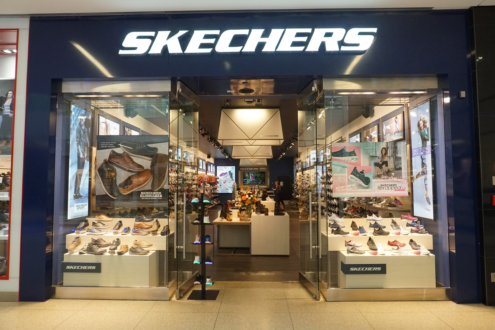 where is the closest skechers store